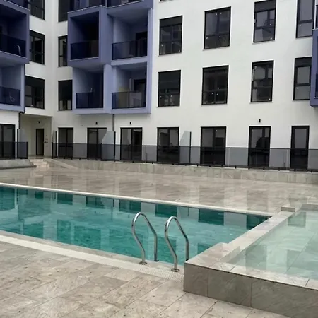 Modern With A Pool, 300 Meters From The غوليم